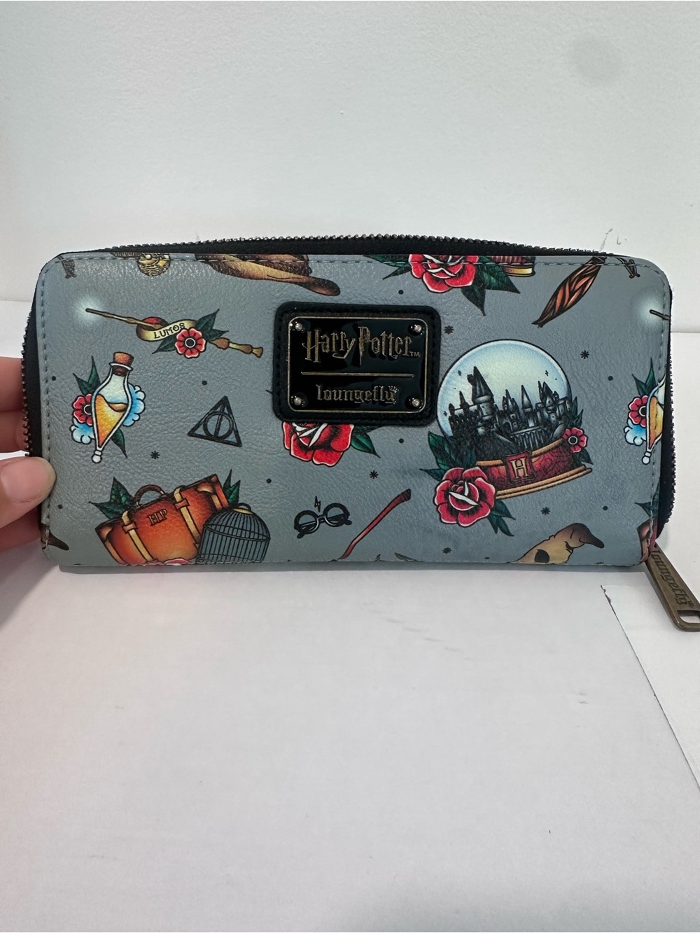 Loungefly Harry Potter Gray Magical Icons Zip Wallet